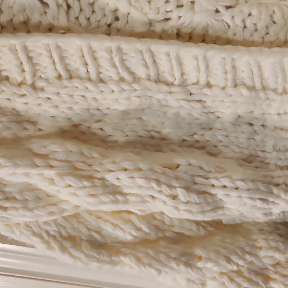 Edikted Cream Knit Cardigan - Picture 3 of 4